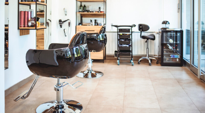 美容室におけるゴミ箱の存在感とはのイメージ写真